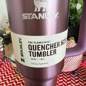 Stanley Adventure Quencher H2.0 Flowstate 40 oz Tumbler - Primrose Glow